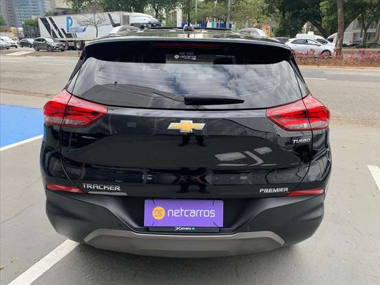 CHEVROLET-TRACKER-2025