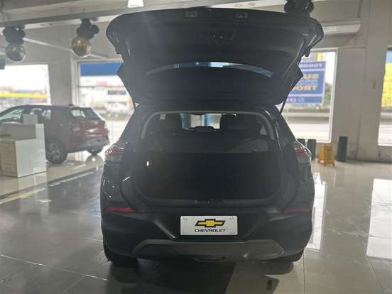 CHEVROLET-TRACKER-2025