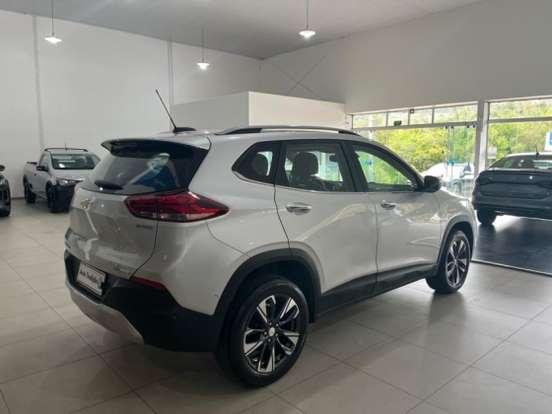 CHEVROLET-TRACKER-2022