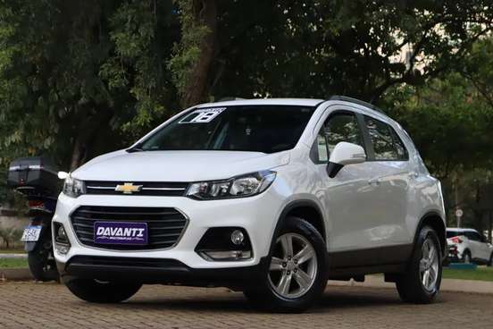 CHEVROLET-TRACKER-2018