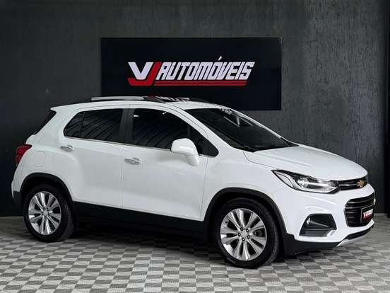 CHEVROLET-TRACKER-2017
