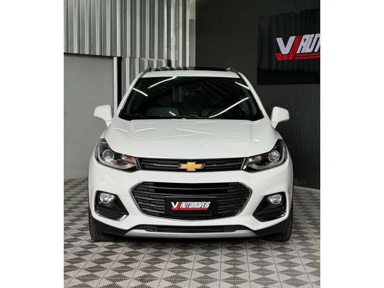 CHEVROLET-TRACKER-2017