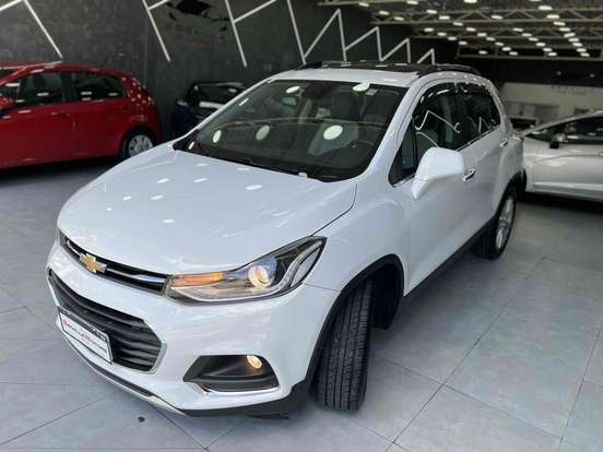 CHEVROLET-TRACKER-2016