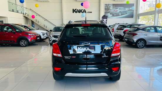 CHEVROLET-TRACKER-2019