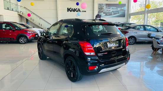 CHEVROLET-TRACKER-2019