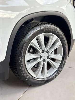 CHEVROLET-TRACKER-2017
