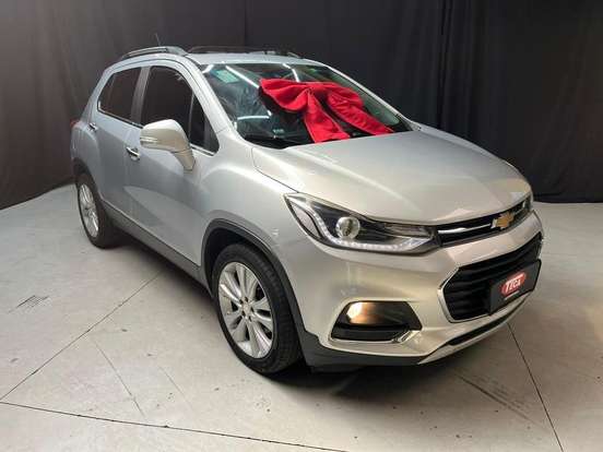 CHEVROLET-TRACKER-2017