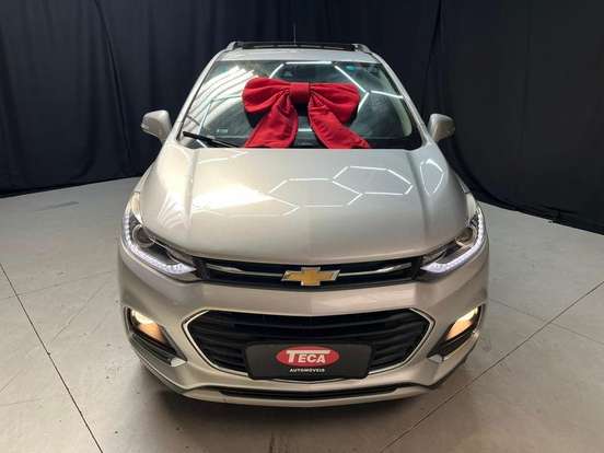 CHEVROLET-TRACKER-2017