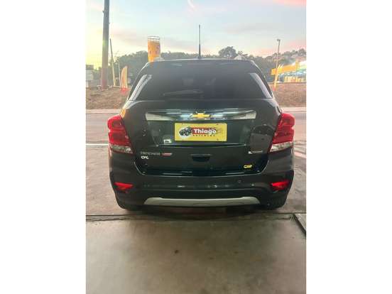 CHEVROLET-TRACKER-2018