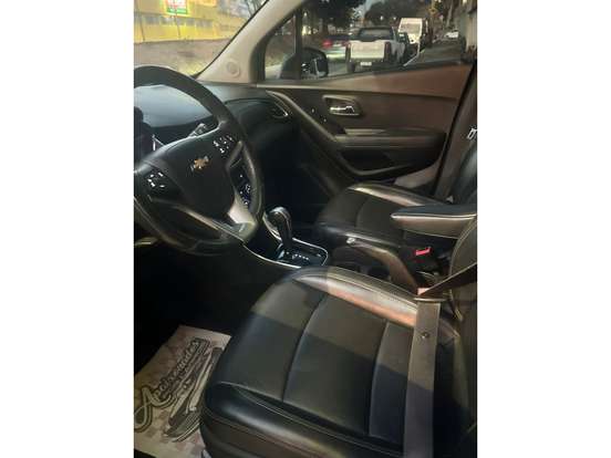 CHEVROLET-TRACKER-2018