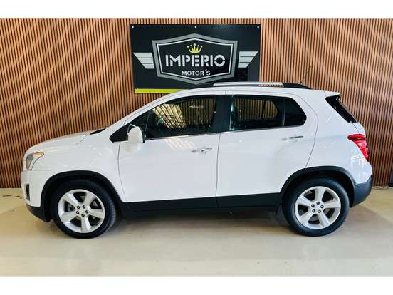 CHEVROLET-TRACKER-2015