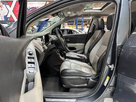 CHEVROLET-TRACKER-2015