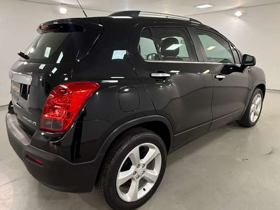 CHEVROLET-TRACKER-2014