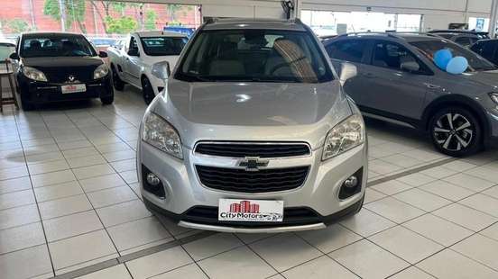 CHEVROLET-TRACKER-2015