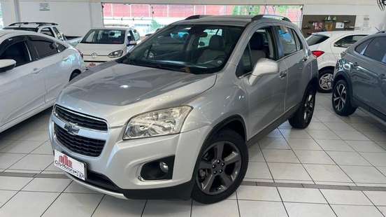 CHEVROLET-TRACKER-2015