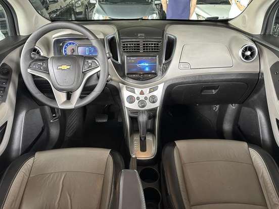 CHEVROLET-TRACKER-2013