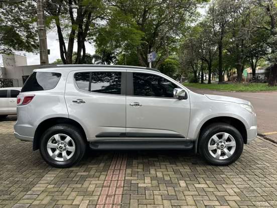 CHEVROLET-TRAILBLAZER-2014