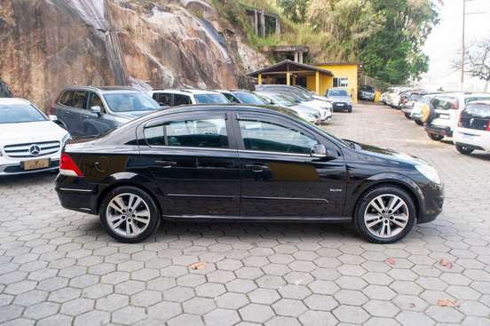 CHEVROLET-VECTRA-2010