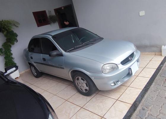 CHEVROLET CLASSIC 1.6 MPFI SPIRIT 8V GASOLINA 4P AUTOMÁTICO