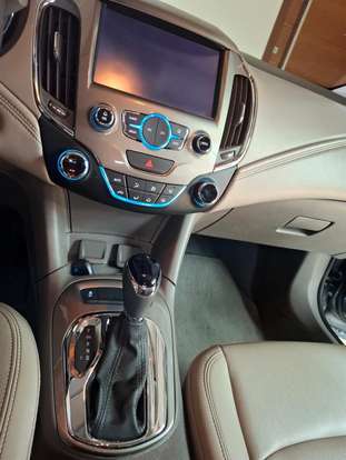CHEVROLET-CRUZE-2018