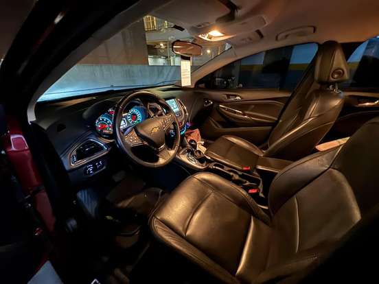 CHEVROLET-CRUZE-2017
