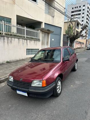 CHEVROLET KADETT 2.0 EFI GL 8V GASOLINA 2P MANUAL
