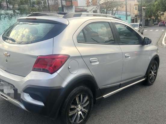 CHEVROLET-ONIX-1.4 MPFI ACTIV 8V FLEX 4P AUTOMÁTICO CHEVROLET-ONIX-2017