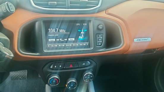 CHEVROLET-ONIX-2017