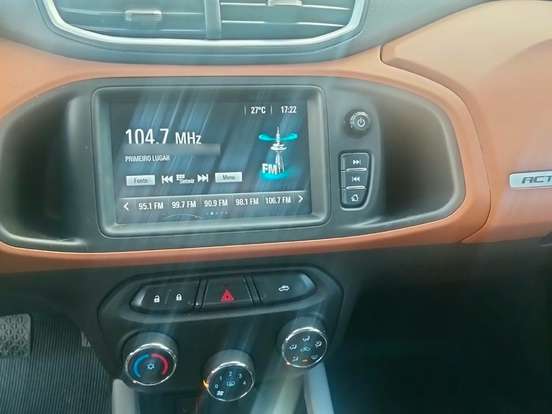 CHEVROLET-ONIX-1.4 MPFI ACTIV 8V FLEX 4P AUTOMÁTICO CHEVROLET-ONIX-2017