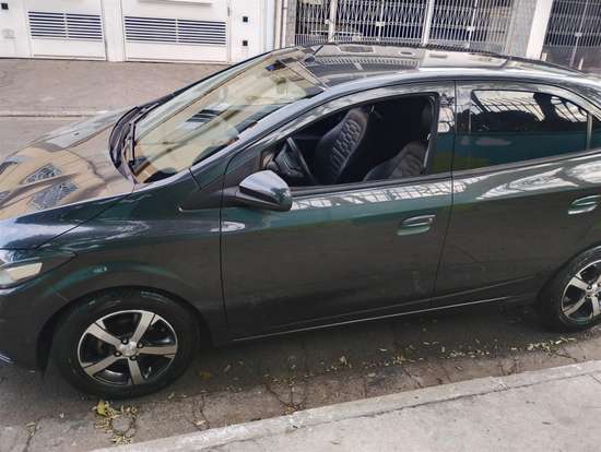 CHEVROLET-ONIX-2018