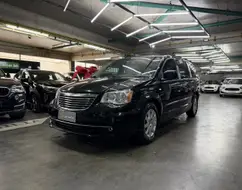 CHRYSLER TOWN & COUNTRY 3.6 TOURING V6 24V GASOLINA 4P AUTOMÁTICO CHRYSLER TOWN & COUNTRY 3.6 TOURING V6 24V GASOLINA 4P AUTOMÁTICO