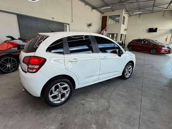 CITROËN-C3-1.6 EXCLUSIVE 16V FLEX 4P AUTOMÁTICO CITROËN-C3-2016