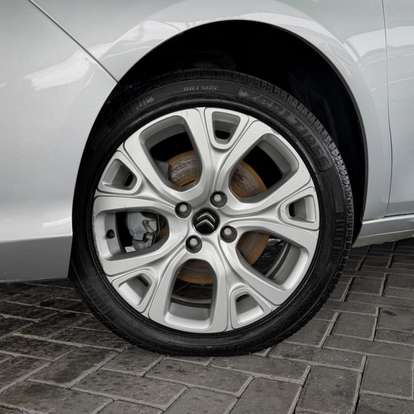 CITROËN-C4 LOUNGE-1.6 THP FLEX FEEL BVA CITROËN-C4 LOUNGE-2018