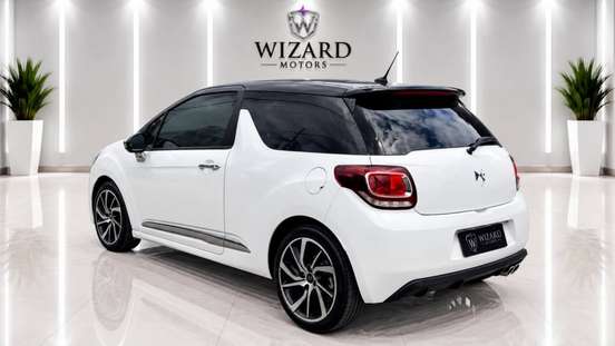 CITROËN-DS3-2015