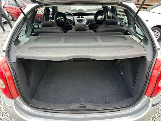 CITROËN-XSARA PICASSO-1.6 I EXCLUSIVE 16V FLEX 4P MANUAL CITROËN-XSARA PICASSO-2011