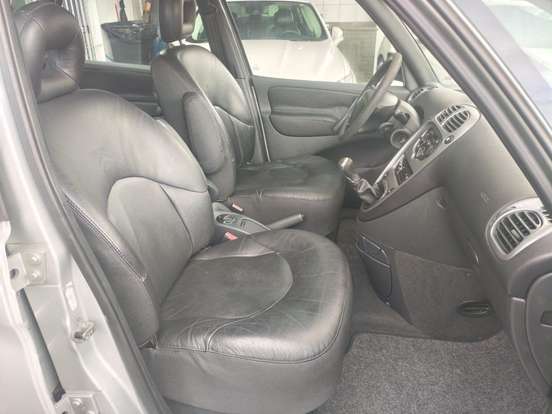 CITROËN-XSARA PICASSO-2011