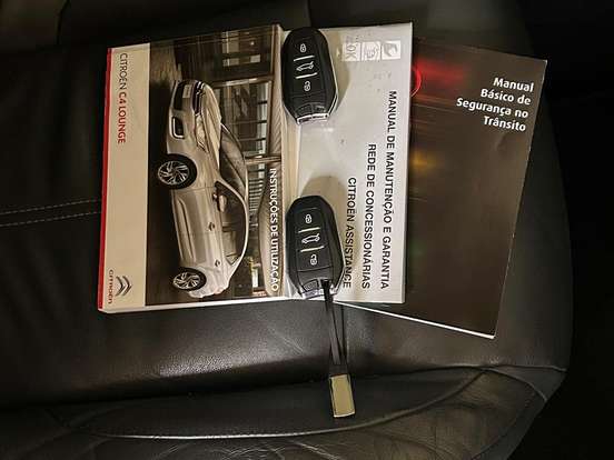 CITROËN-C4 LOUNGE-1.6 EXCLUSIVE 16V TURBO FLEX 4P AUTOMÁTICO CITROËN-C4 LOUNGE-2015
