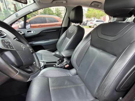 CITROËN-C4 LOUNGE-1.6 EXCLUSIVE 16V TURBO GASOLINA 4P AUTOMÁTICO CITROËN-C4 LOUNGE-2013
