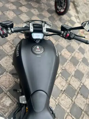 DUCATI-DIAVEL ABS-2017