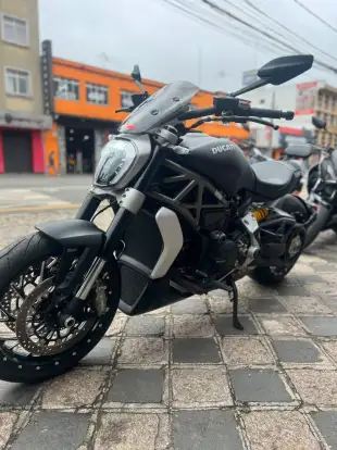 DUCATI-DIAVEL ABS-2017