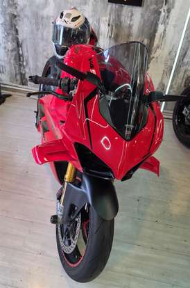 DUCATI-PANIGALE V4 S-2023