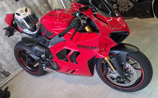 DUCATI-PANIGALE V4 S DUCATI-PANIGALE V4 S-2023