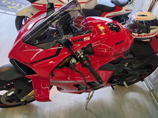 DUCATI-PANIGALE V4 S DUCATI-PANIGALE V4 S-2023