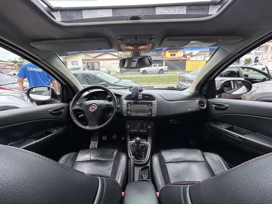 FIAT-BRAVO-2012