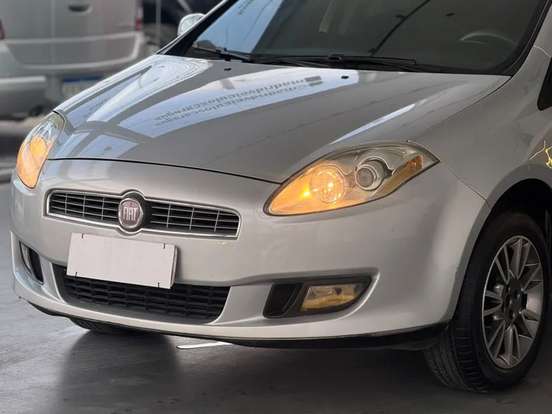 FIAT-BRAVO-2012