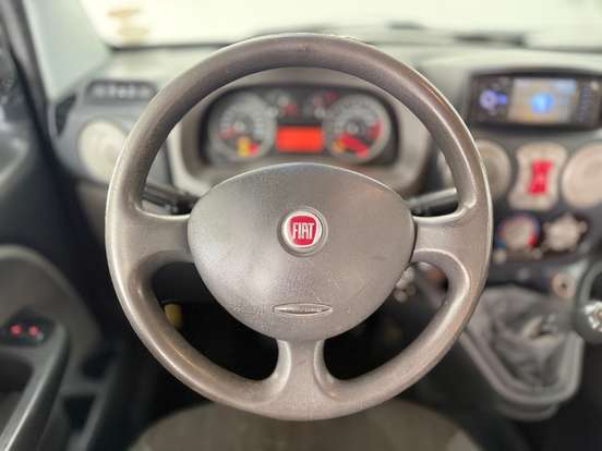 FIAT-DOBLÒ-1.8 MPI ESSENCE 7L 16V FLEX 4P MANUAL FIAT-DOBLÒ-2013