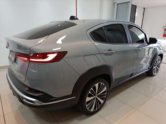 FIAT-FASTBACK-2024