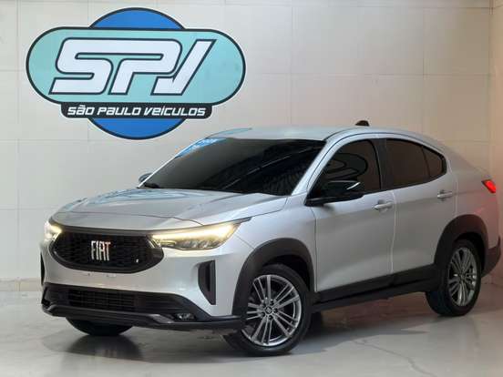 FIAT-FASTBACK-2025