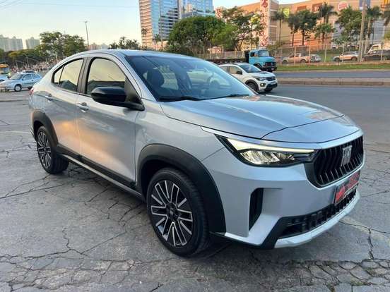 FIAT-FASTBACK-1.0 TURBO 200 HYBRID AUDACE CVT FIAT-FASTBACK-2025