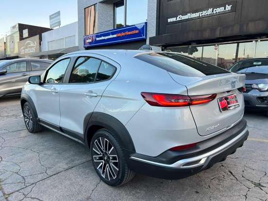 FIAT-FASTBACK-1.0 TURBO 200 HYBRID AUDACE CVT FIAT-FASTBACK-2025